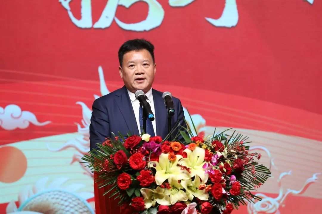半岛（中国）乳业30周年暨2024年客户大会圆满召开！