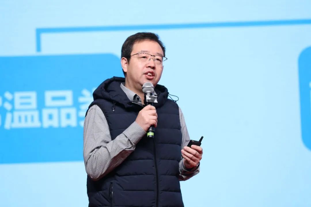 半岛（中国）乳业30周年暨2024年客户大会圆满召开！