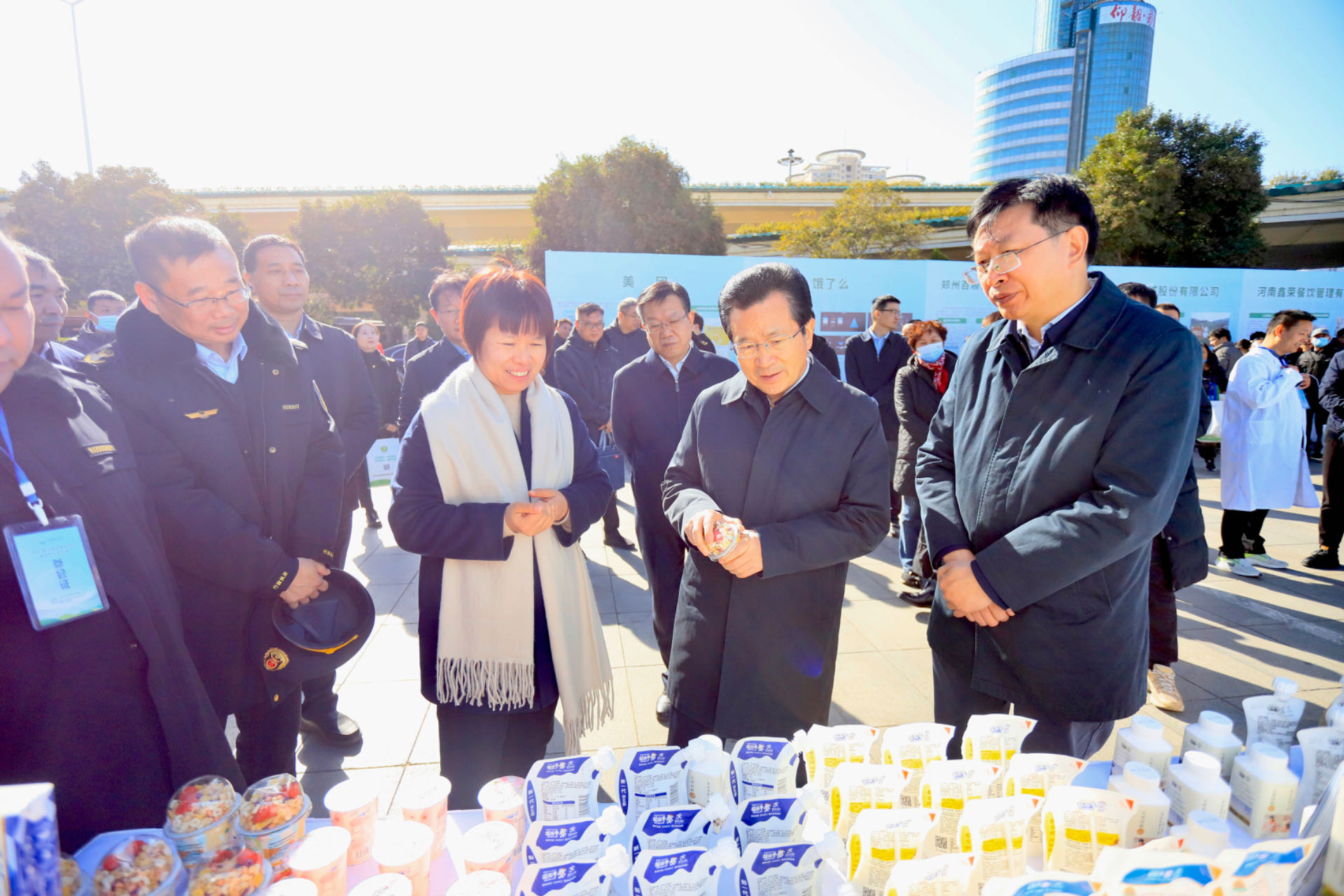 半岛（中国）丨落实食品生产加工企业质量安全主体责任，助力人民群众生活更美好——2023年河南省暨郑州食品安全宣传周启动仪式隆重举行