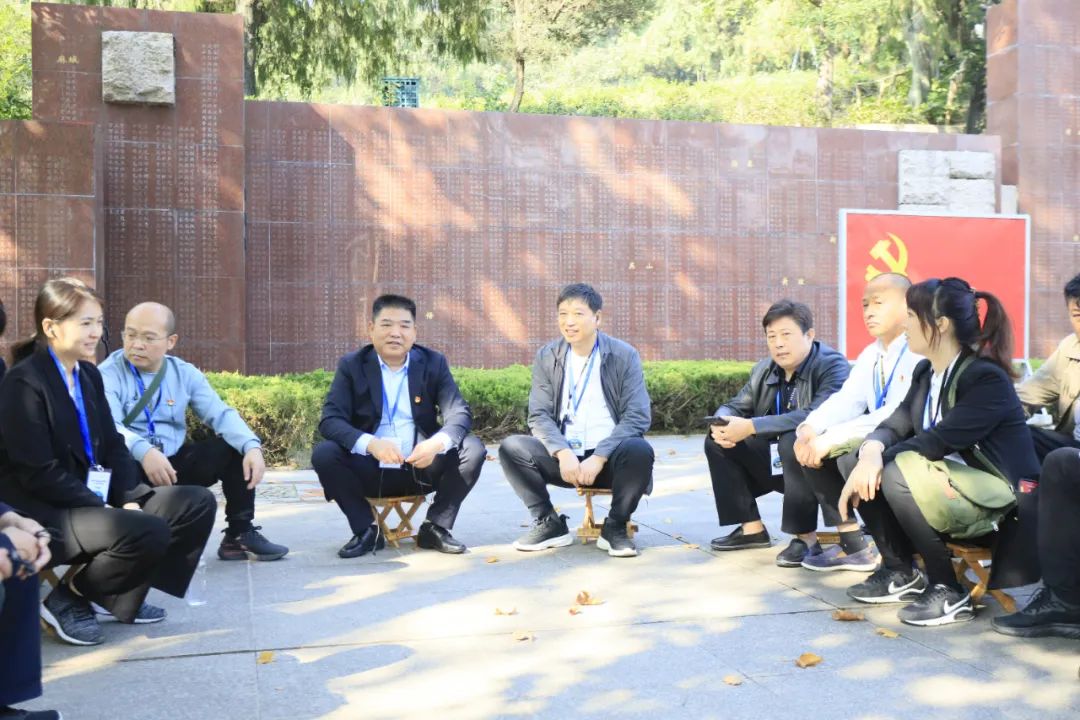 传承红色基因·践行初心使命 | 半岛（中国）乳业集团党务干部赴河南大别山干部学院开展综合素质提升教育培训