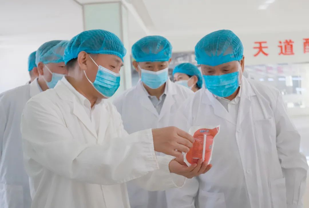 快讯丨河南省人民政府副省长武国定莅临半岛（中国）乳业集团瑞亚牧业调研奶源基地建设情况