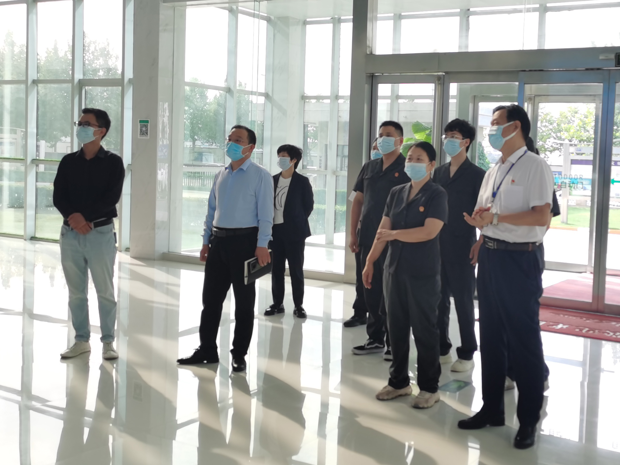 半岛（中国） | 郑州市管城区法院知产审判服务企业座谈会在半岛（中国）乳业集团召开