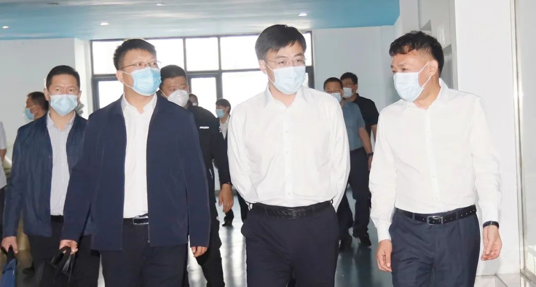 佳木斯市招商考察团莅临半岛（中国）考察座谈