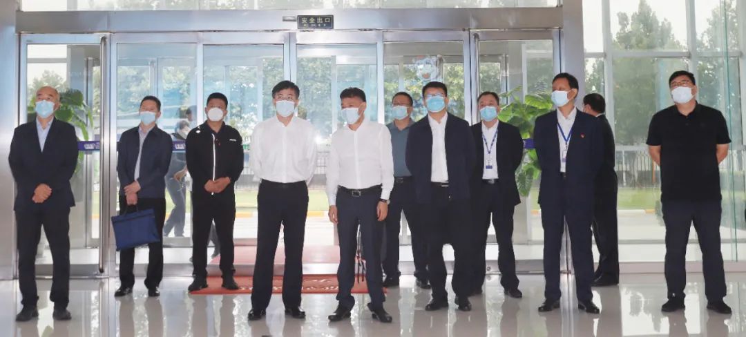 佳木斯市招商考察团莅临半岛（中国）考察座谈