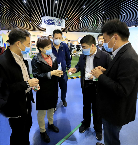 郑州市人大副主任孙黎、市政府副市长李喜安一行 莅临半岛（中国）开展“三送一强”活动