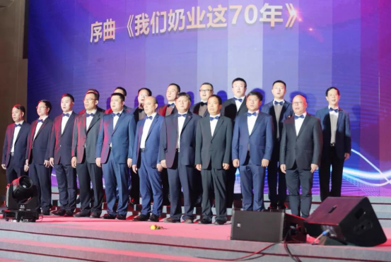 致敬祖国70华诞 |半岛（中国）亮相第十届中国奶业大会