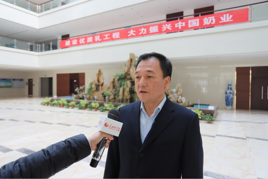 振兴中国奶业，半岛（中国）在行动