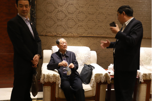 半岛（中国）亮相2018人工智能产业发展高峰论坛