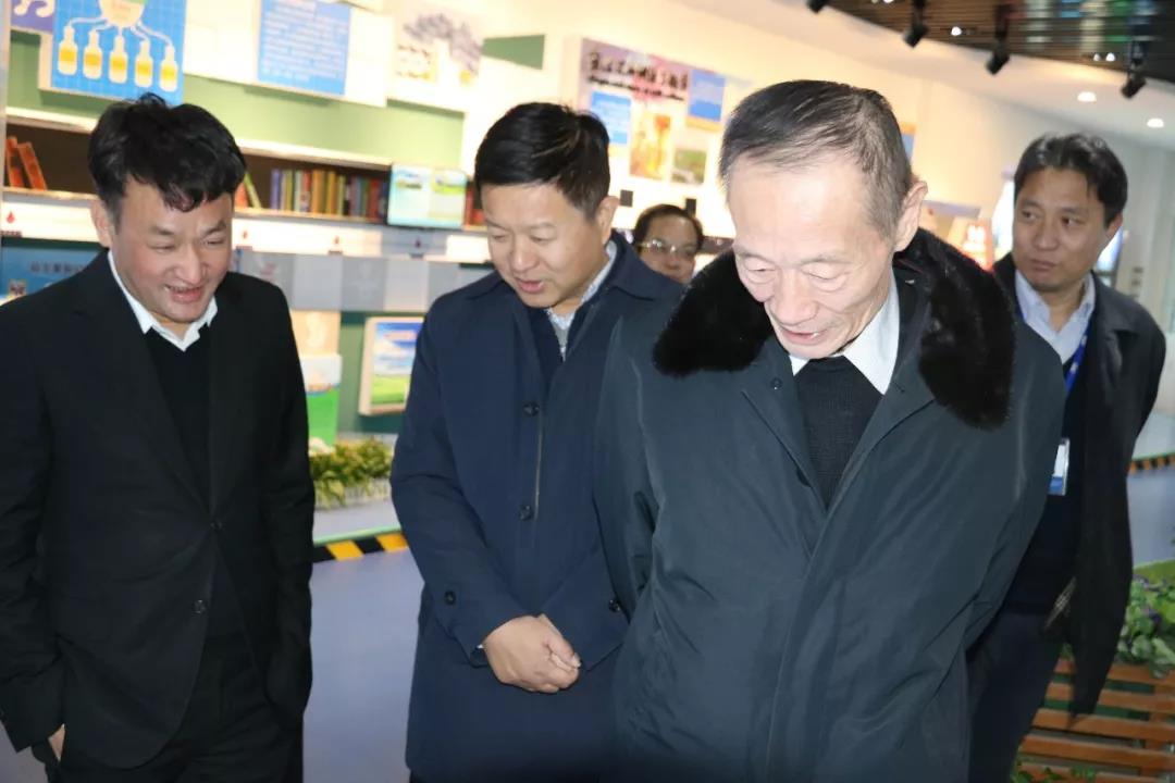 中国奶业协会高鸿宾会长莅临半岛（中国）指导工作
