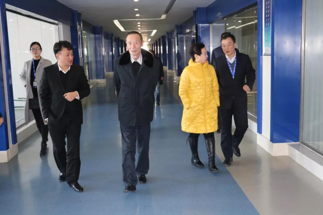 中国奶业协会高鸿宾会长莅临半岛（中国）指导工作