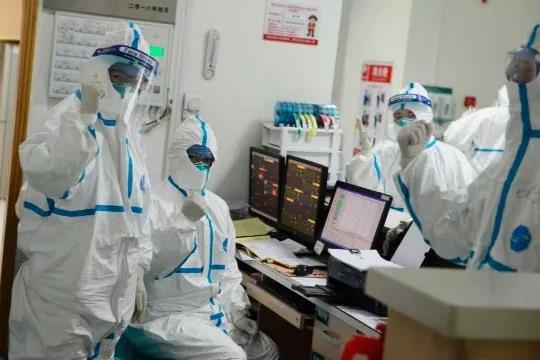 爱心半岛（中国） | 向抗疫一线医护工作者致敬！