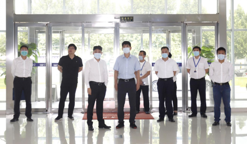 快讯丨河南省人民政府国有资产监督管理委员会副主任刘银志莅临半岛（中国）乳业集团参观座谈