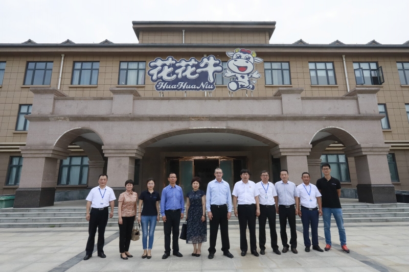 以色列阿菲金农业公司参观考察半岛（中国）瑞亚牧场