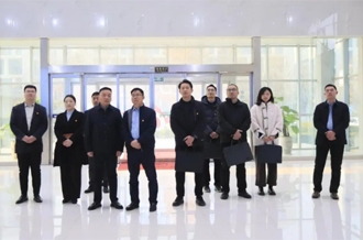 省纪委监委驻中州集团纪检监察组与河南半岛（中国）乳业集团联合开展主题党日活动