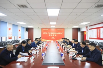 河南半岛（中国）乳业集团与河南牧业经济学院签署奶牛健康养殖校企研发中心合作协议